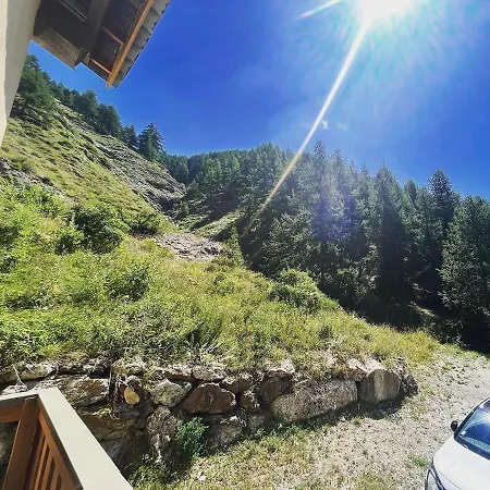 Loc.allos Apartment